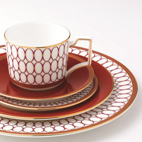 Renaissance Red 12 Kişilik Yemek Seti Renaissance Red 12 Kişilik Yemek Seti