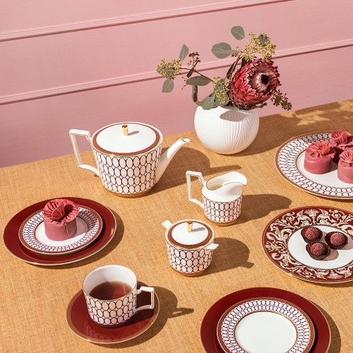 Renaissance Red 12 Kişilik Yemek Seti Renaissance Red 12 Kişilik Yemek Seti