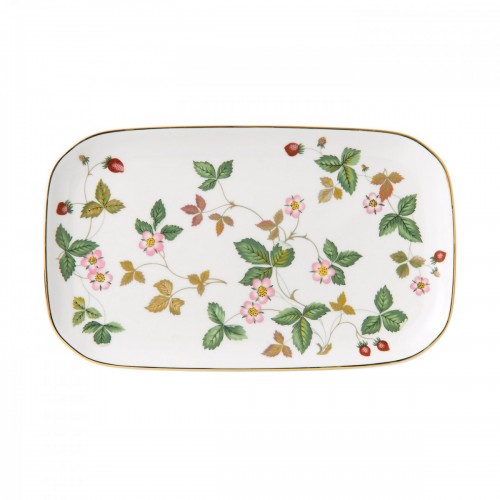 Wild Strawberry 30 Cm Oval Servis Tabağı Wild Strawberry 30 Cm Oval Servis Tabağı